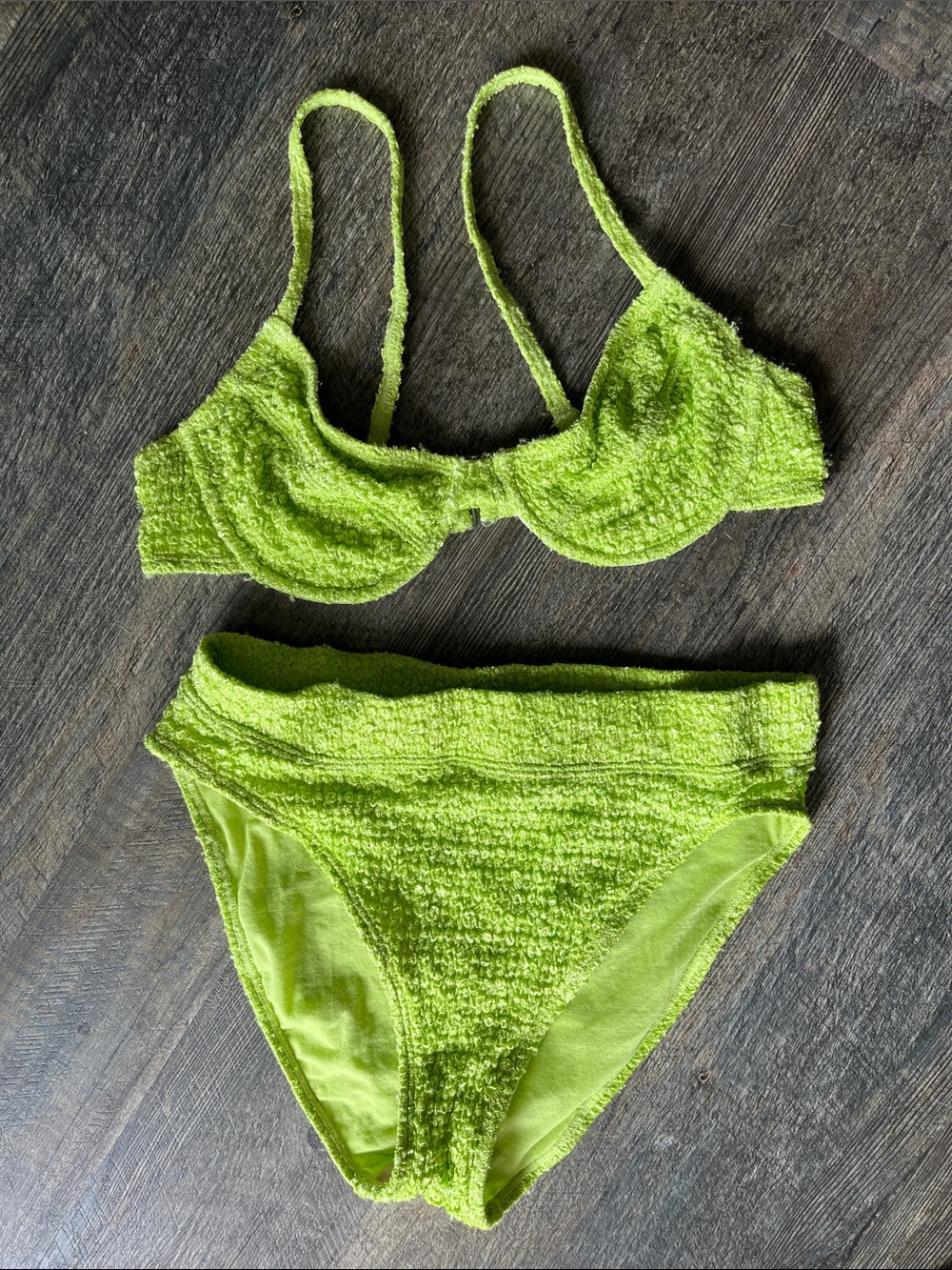 VINTAGE 90’s SUN STREAK Neon Lime Textured Two-Piece Bikini